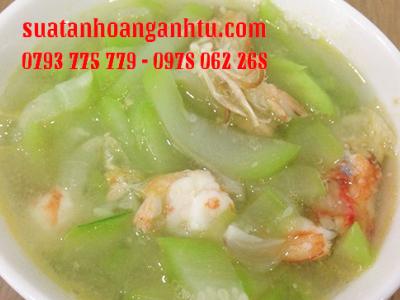  canh bầu tôm tươi